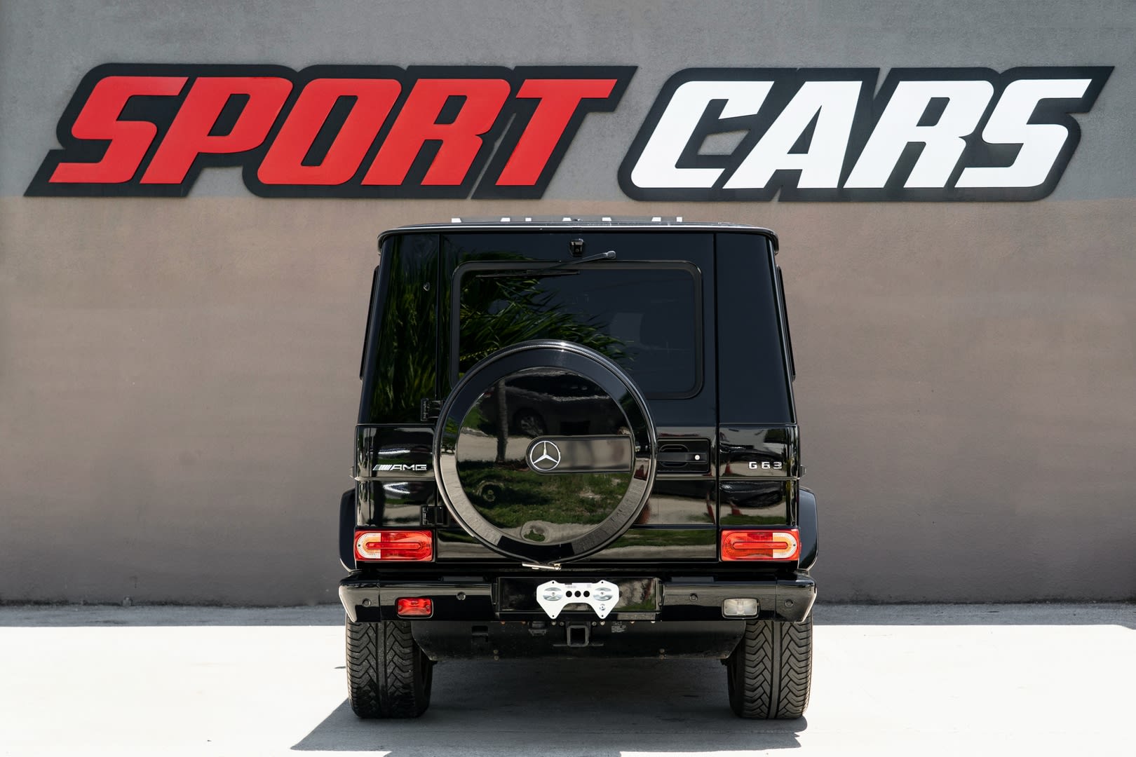 2016 Mercedes-Benz G-Class - Thumbnail 3