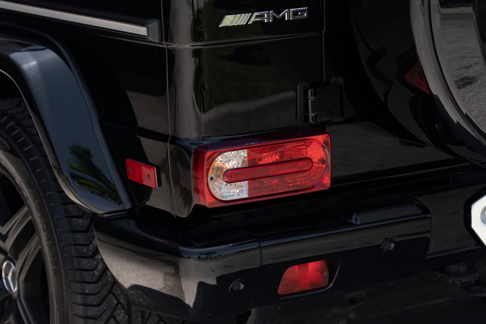 2016 Mercedes-Benz G-Class - Thumbnail 5