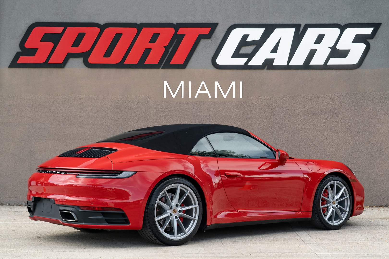 2021 Porsche 911 - Thumbnail 2