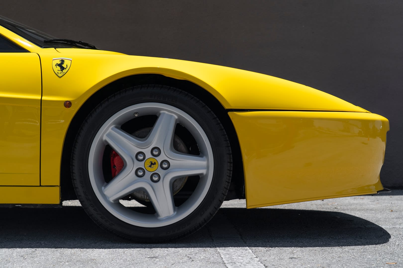 1990 Ferrari Testarossa - Thumbnail 4
