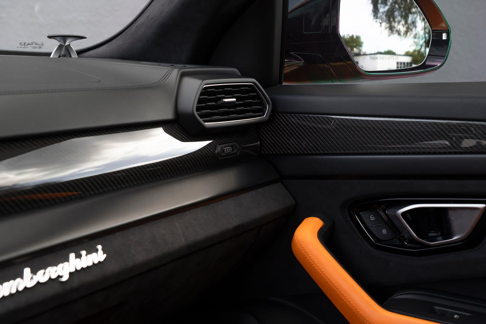 2021 Lamborghini Urus  - Photo 17