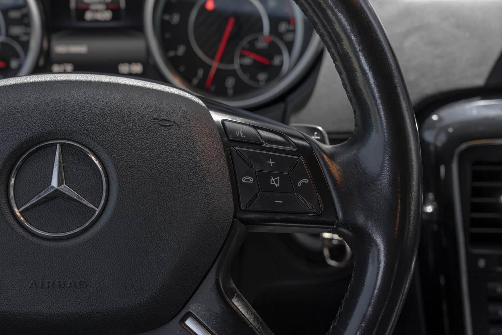 2016 Mercedes-Benz G-Class Base - Photo 15