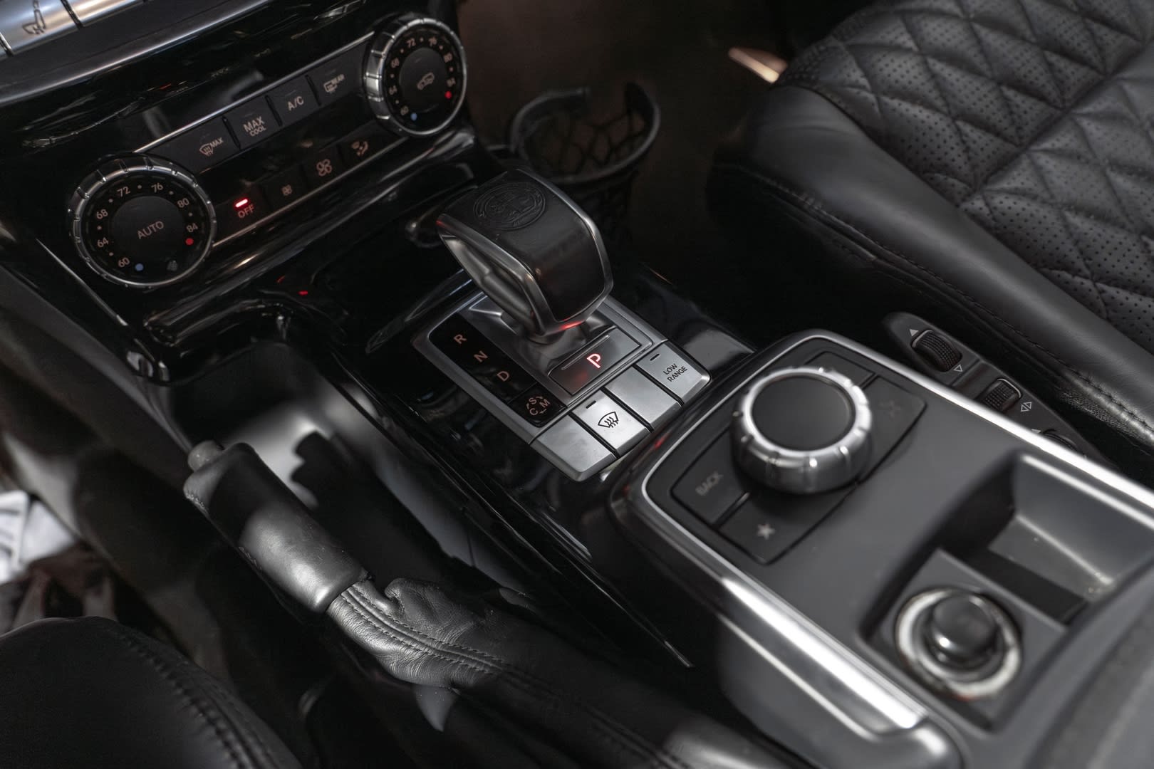 2016 Mercedes-Benz G-Class Base - Photo 35