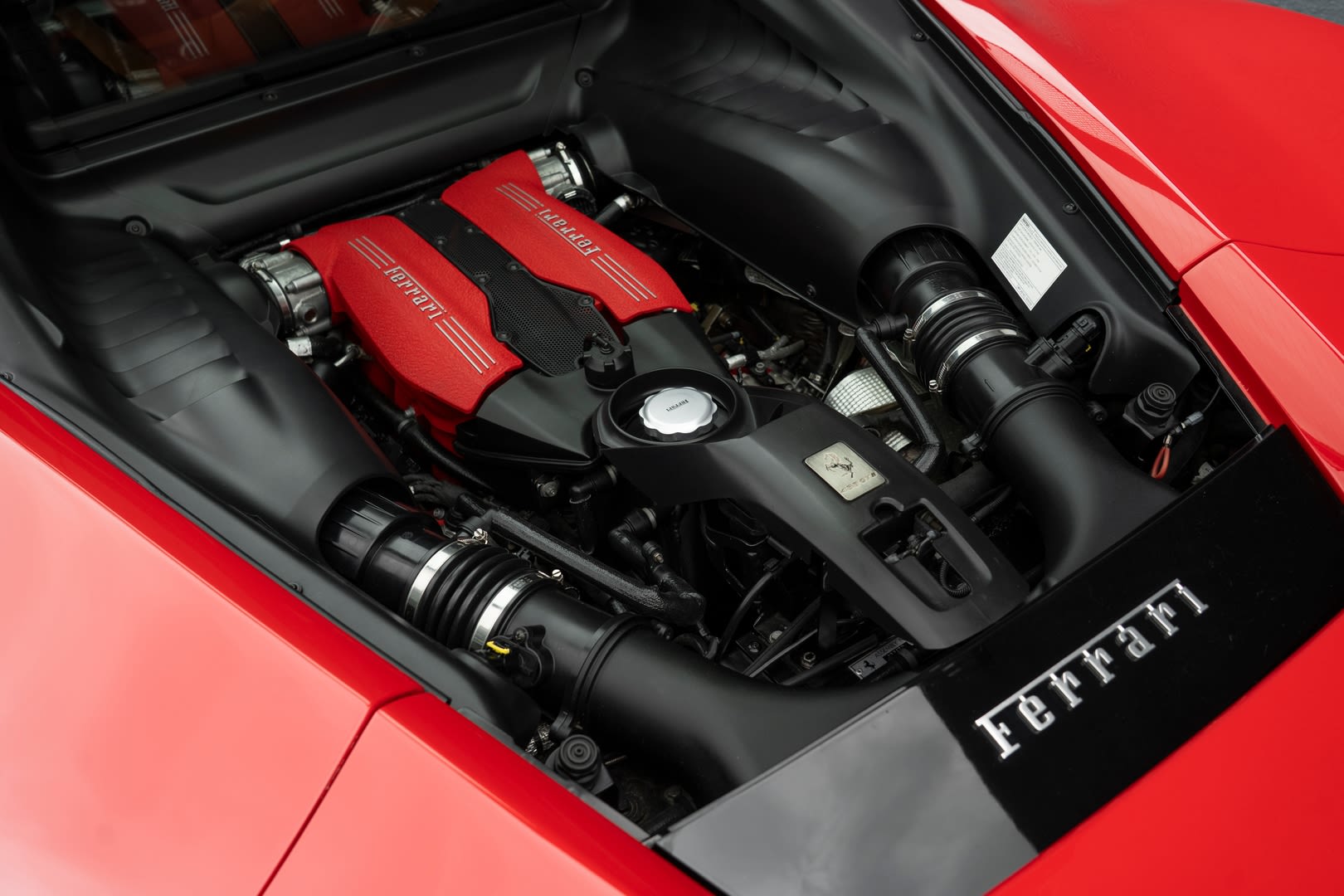2016 Ferrari 488 GTB Base - Photo 16