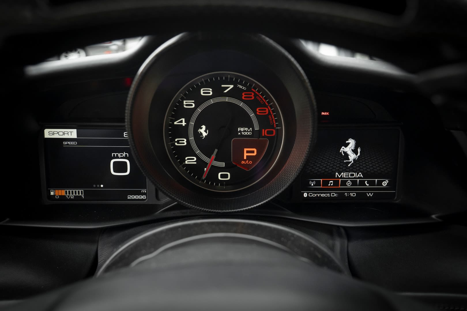 2016 Ferrari 488 GTB Base - Photo 25
