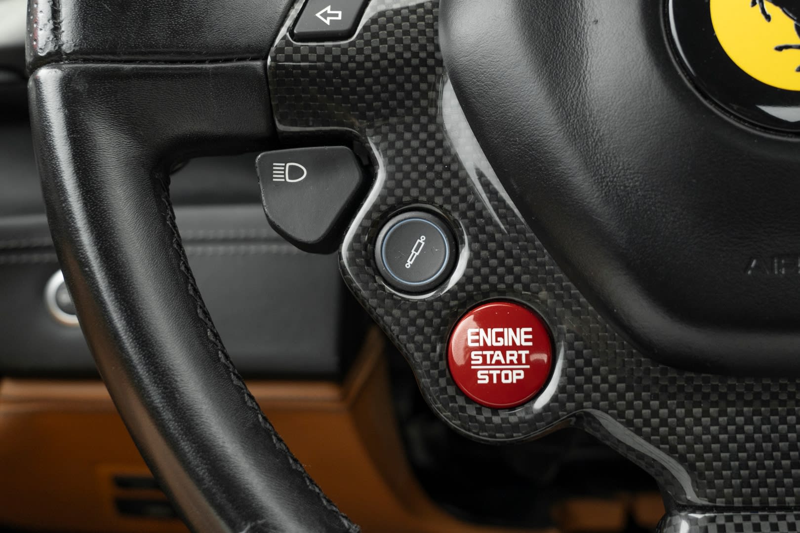 2016 Ferrari 488 GTB Base - Photo 50
