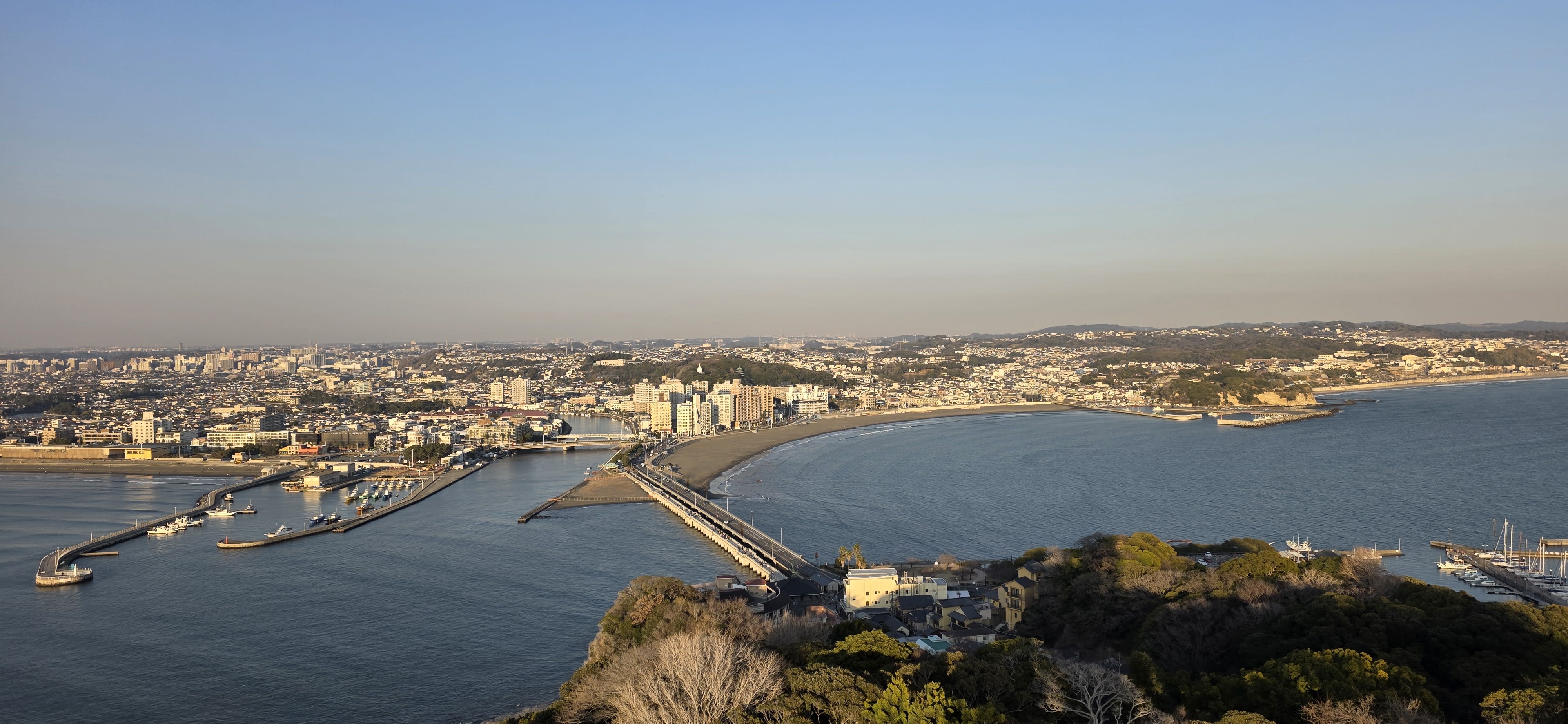A Day in Kamakura: Temples, Beach, and Enoshima Sunset
