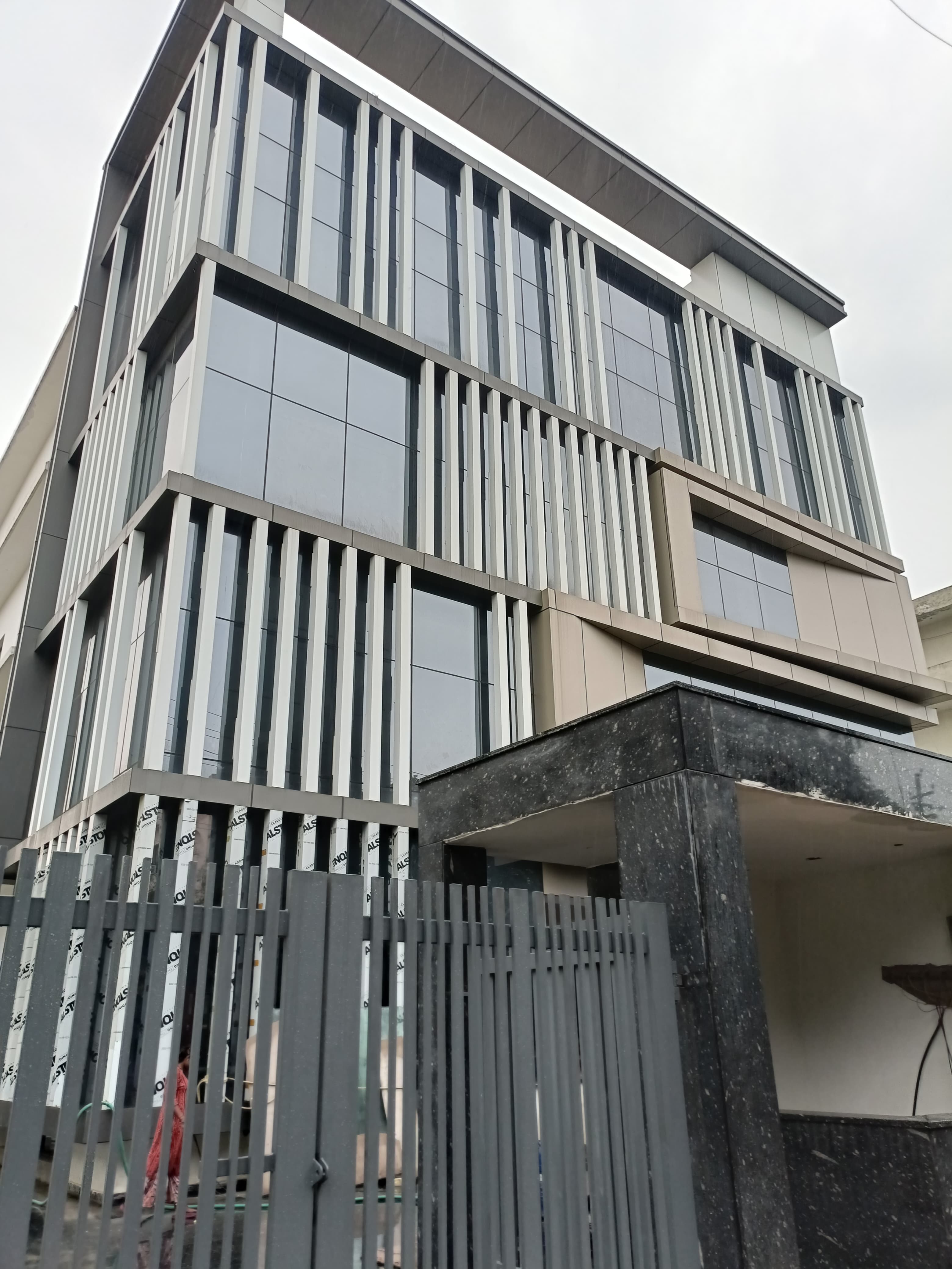 Industrial building 