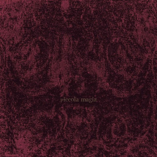 prima stanza a destra, Angelica Bove - piccola magia