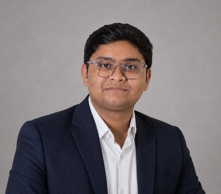 Kartik Gupta — 12 Professionals Shaping Business, Media & Digital Growth in India