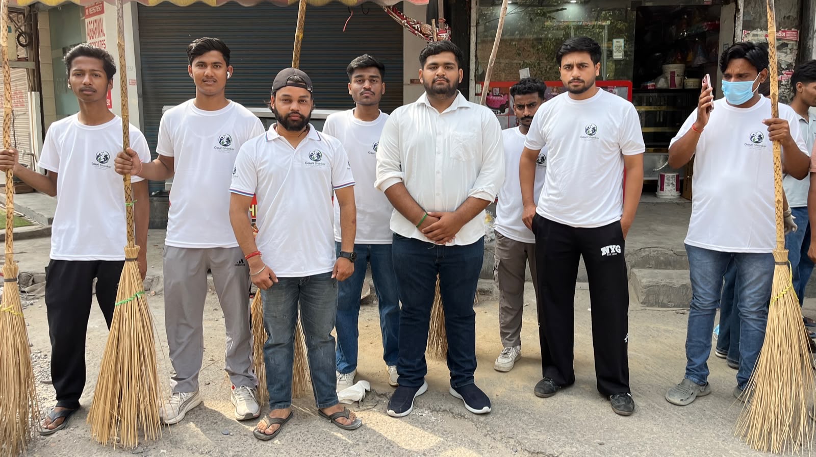 Gauri Shankar Social Foundation Leads Successful Cleanliness Campaign in Chander Vihar to Promote Community Hygiene — Detail photograph 1