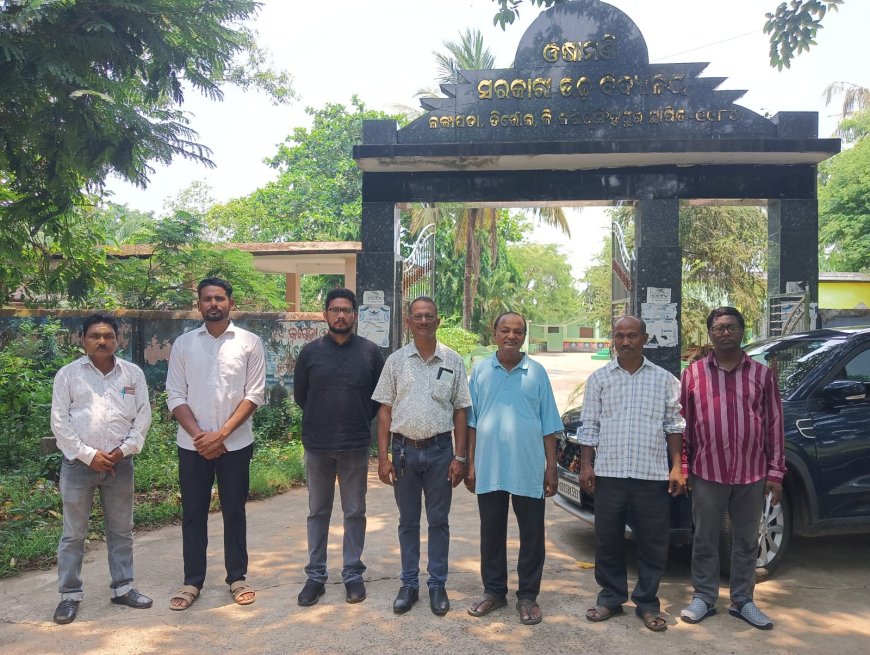 A Brief History Of Oshamani High School, Lankapada — Detail photograph 1