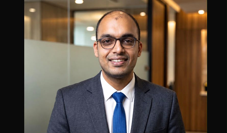 The Hard Way, Ten Years Long: How Gourab Majumder Built Renoweb Into India's First Growth Provider — Detail photograph 1