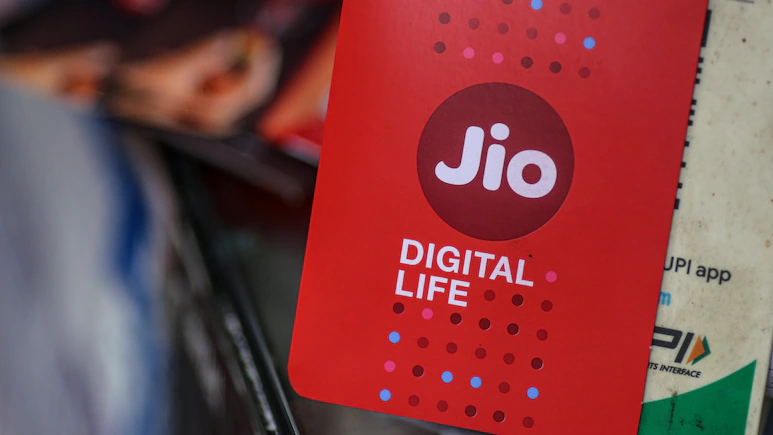 Akash Ambani Faces Investor Scrutiny as Jio Targets $114 Billion IPO Valuation