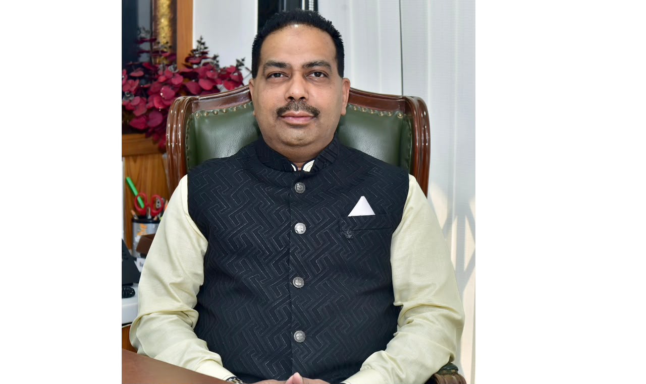 Sopara Sudhar Committee Distributes Scholarships to Needy Students in Nallasopara