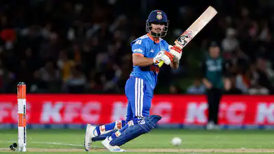 Ishan Kishan Ruled Out of 2nd T20I Against New Zealand Due to Injury, Vaibhav Sooryavanshi in Contention