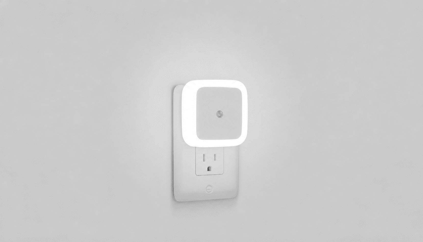 Automatic Sensor LED Night Light, Plug-in Dusk to Dawn for Bedroom Hallway Staircase Kitchen, Auto ON/OFF