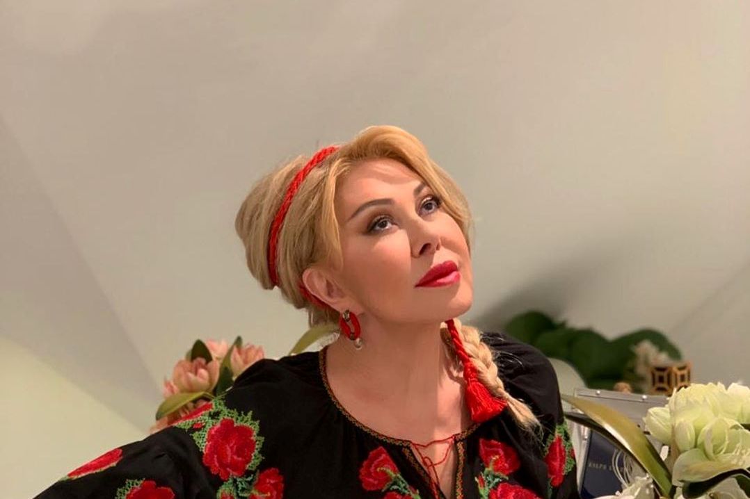 Успенскую втянули в скандал с платными видео для фанатов