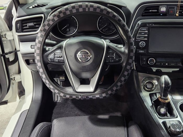 Interior — Cockpit Detail — Chillaxin 'N' Waxin