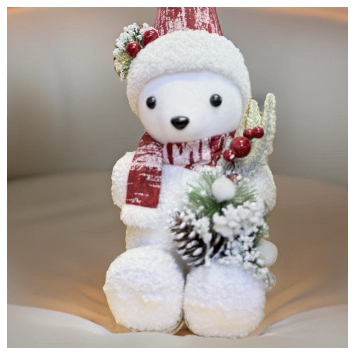 Oso polar blanco navideño con luz LED 52 cm GENERICO | falabella.com