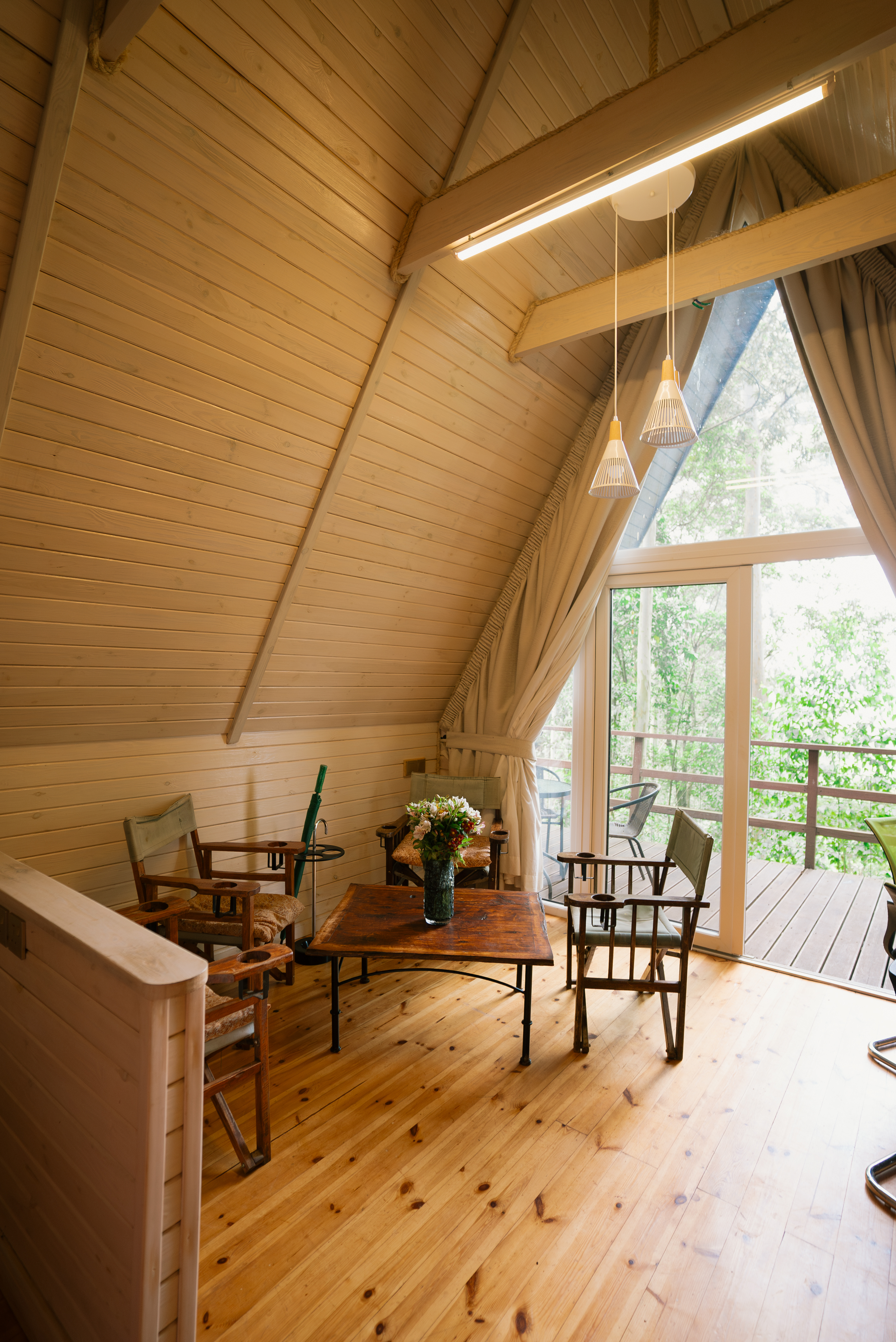 Gallery image 1 for "Alma 2 (The Treehouse)"