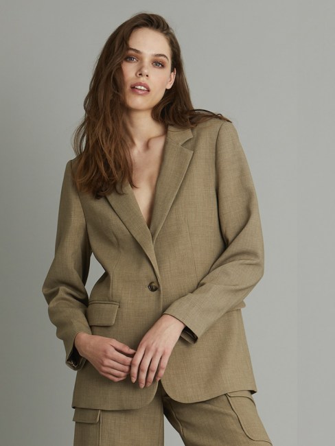 Safia Blazer Stone