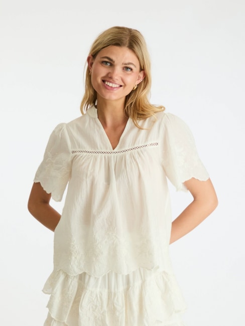 Micheline Emb Blouse Offwhite