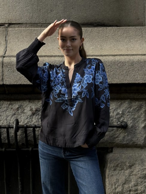 Neomi Blouse Dull Black