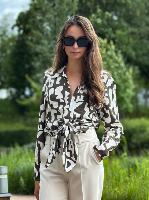 Ozane Drapey Blouse jungle leaf