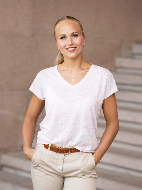 Linen V-neck Tee Pink