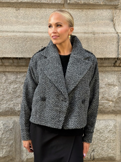Elizzabeth Coat Black