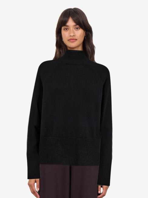 Eloise 6 Pullover Black