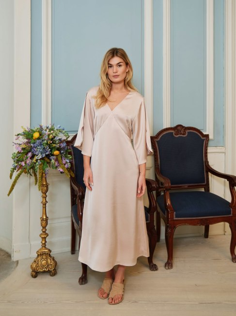 Remara Heavy Sateen Dress Champagne