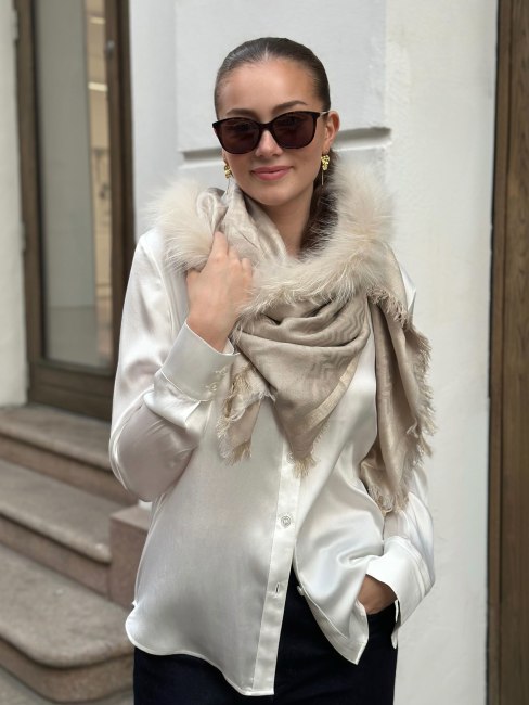 Grace Fur Scarf Creme