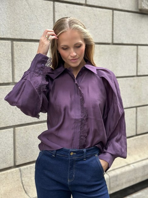 MOLLY SHIRT Plum Perfect