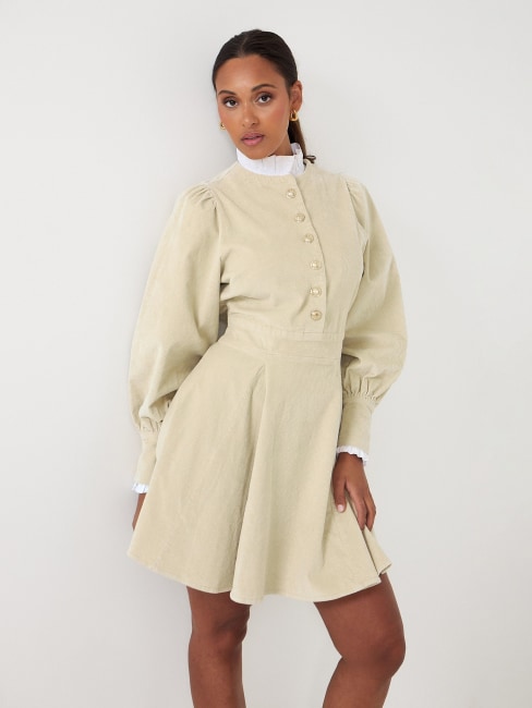 Livunn Cord Dress Creme