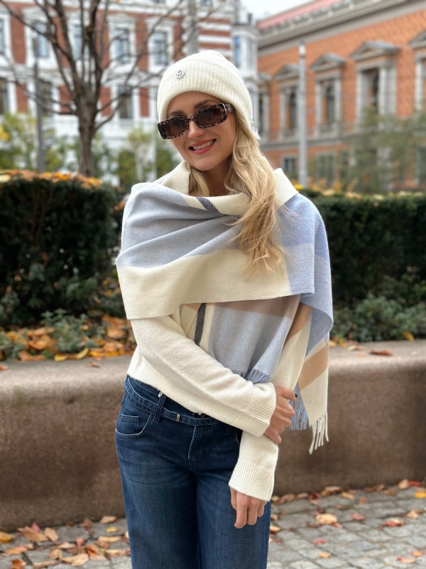 Emma Lammeullskjerf Light Blue