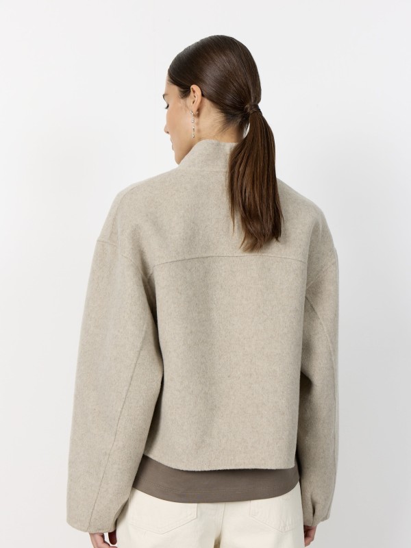 Owa 39 Jacket Island Fossil