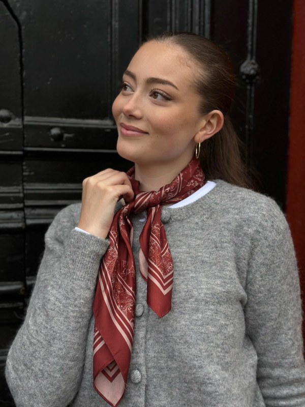 Lilly Silk Scarf Burgundy