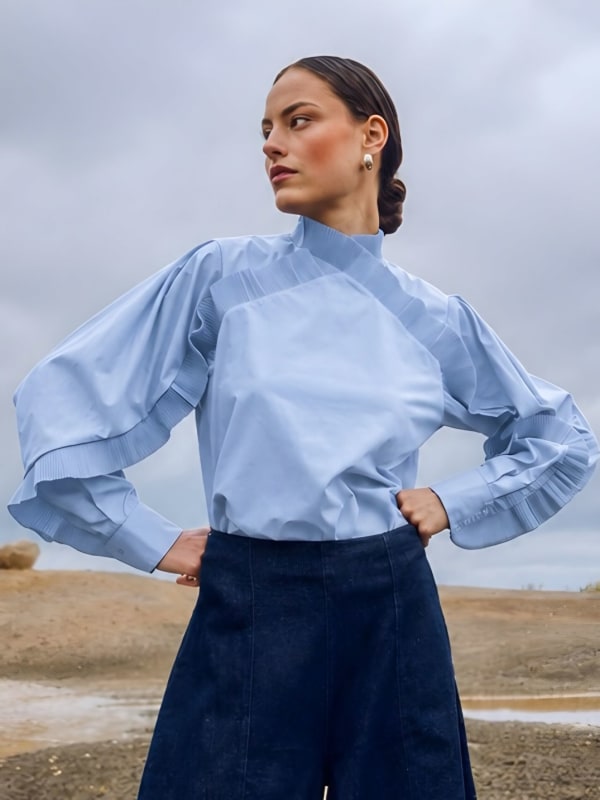 PLEAT BLOUSE Brunnera Blue