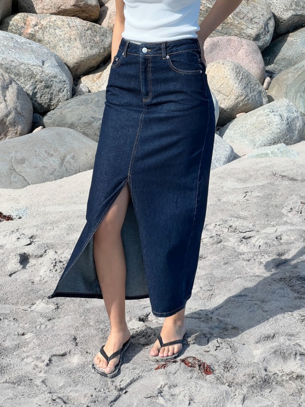 Frankie D Skirt Dark blue