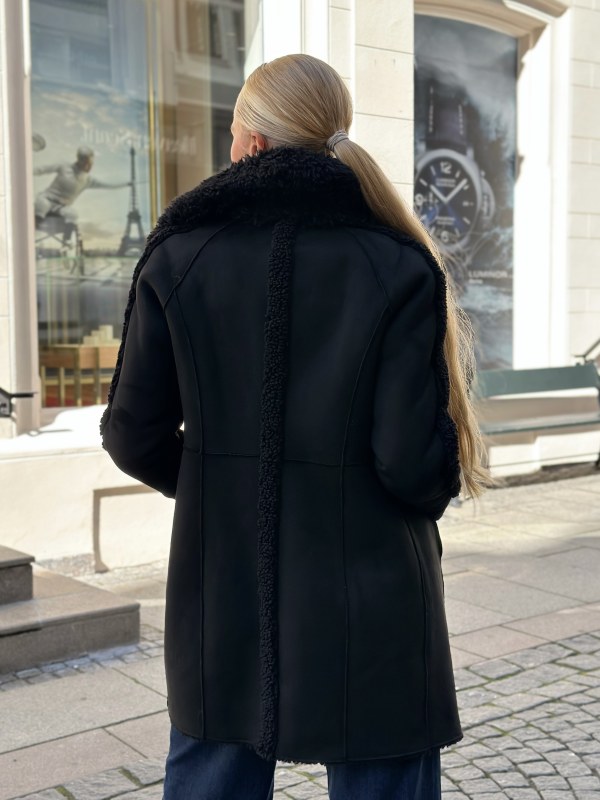 Andie Coat Black