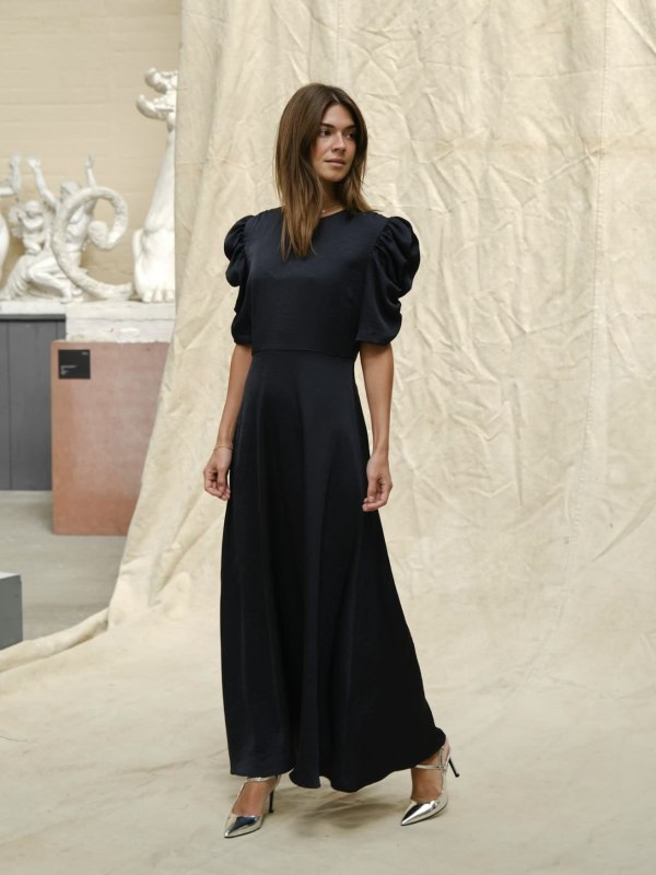 Benuti Solid Dress Navy