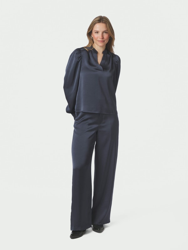 Rosslyn Heavy Sateen Blouse Midnight Blue