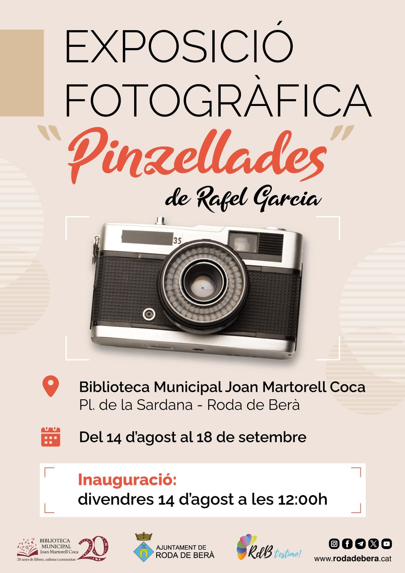 Photographic exhibition 'Pinzellades' by Rafel Garcia
