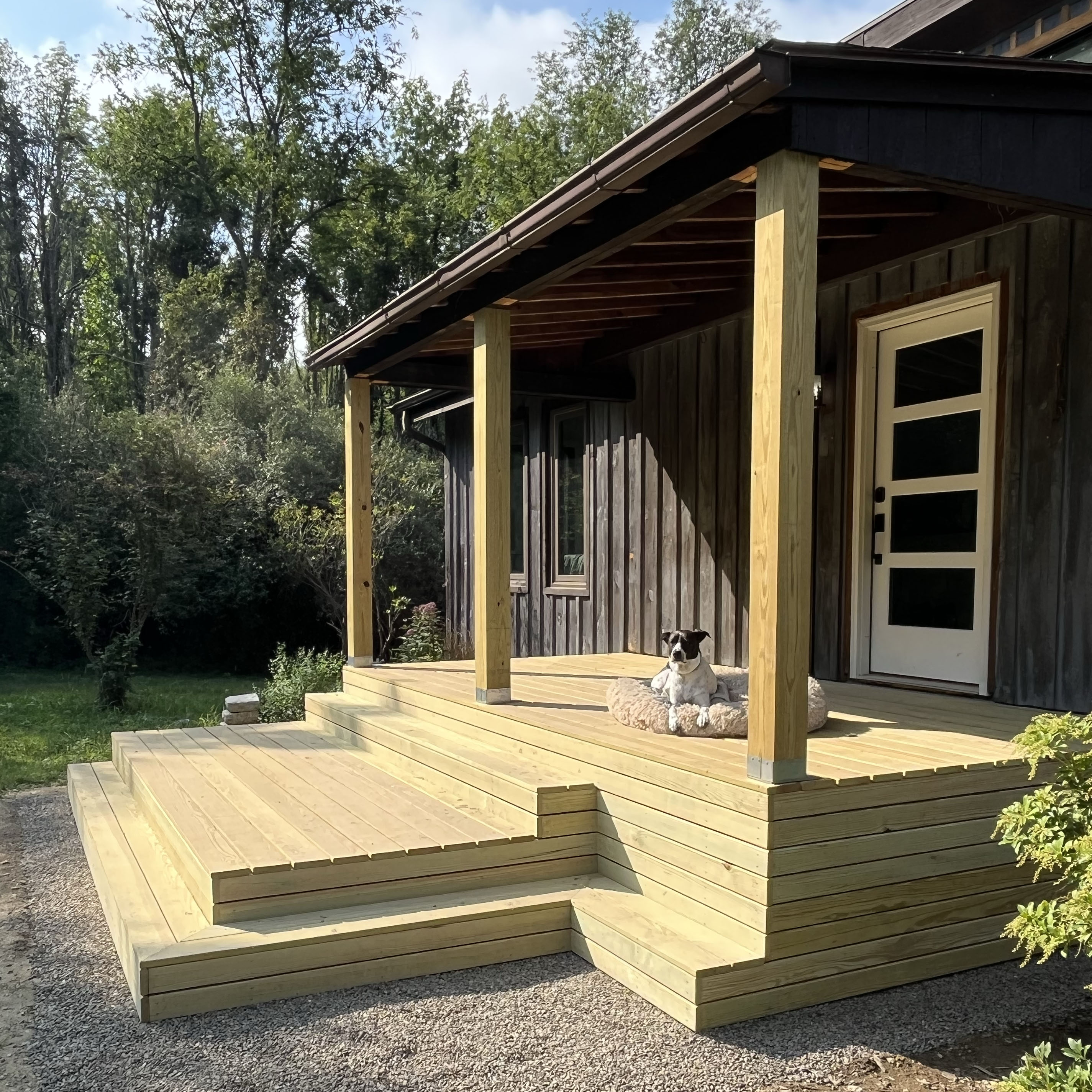 porch_vh0t6i