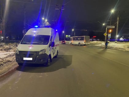 “Скорая” столкнулась с маршруткой