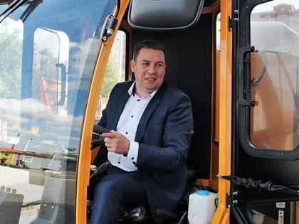 Дорожной службе Владимира обновили автопарк и увеличили зарплаты сотрудникам