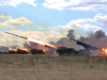 Военкор Сладков сообщил, что «стояние на Днепре» помогает России в спецоперации