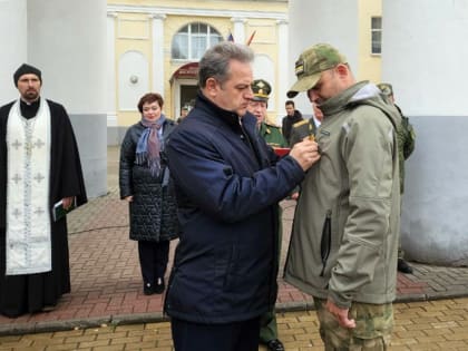 «Поддержать своих сейчас – важнее всего»: военнослужащие из Владимирской области отправились на службу по контракту